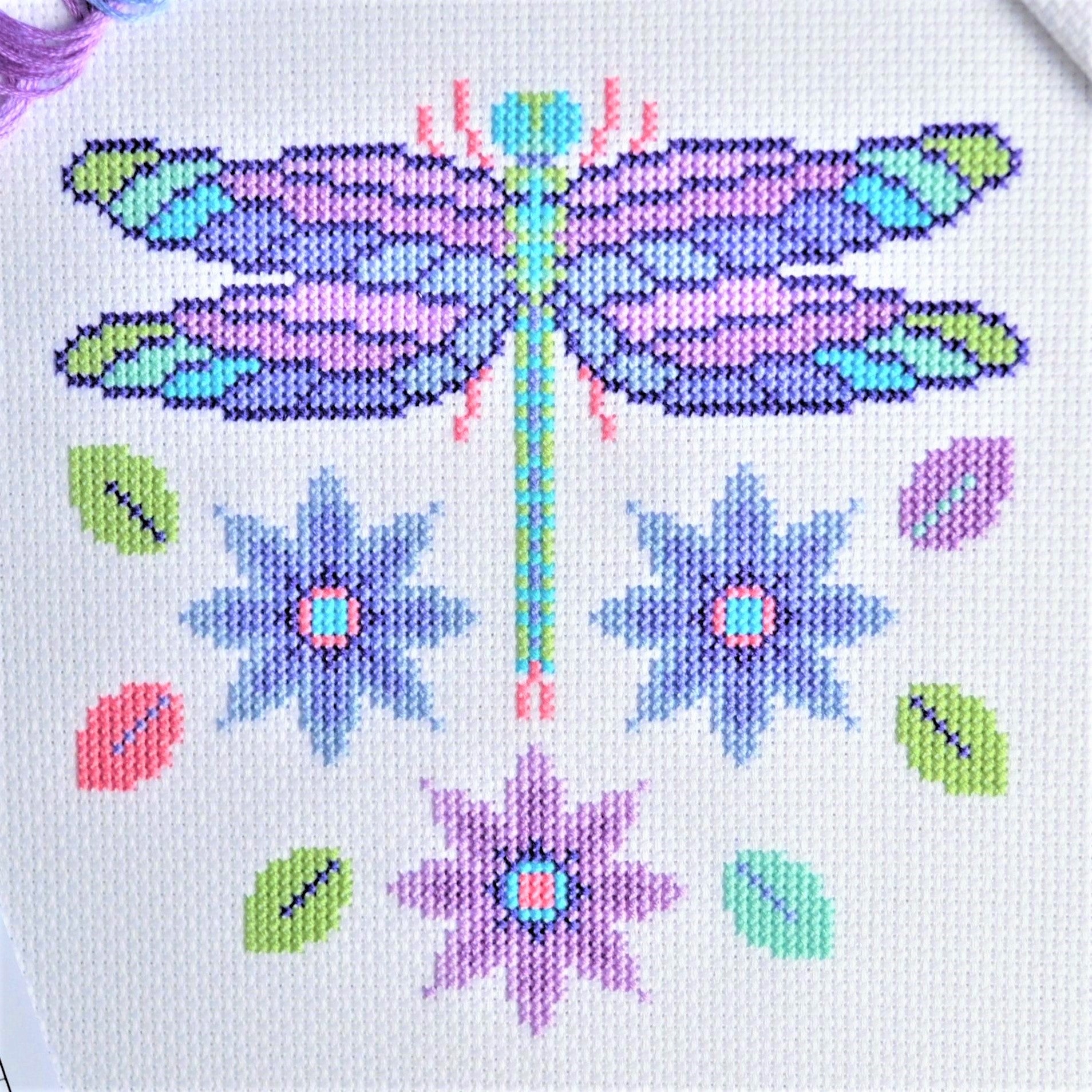 Free Dragonfly Cross Stitch Chart – The World in Stitches free-dragonfly-cross-stitch-chart-the-world-in-stitches